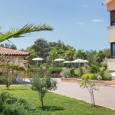 Appartement In With Sea View, Terrace, Air Conditioning, Wi-fi Vir